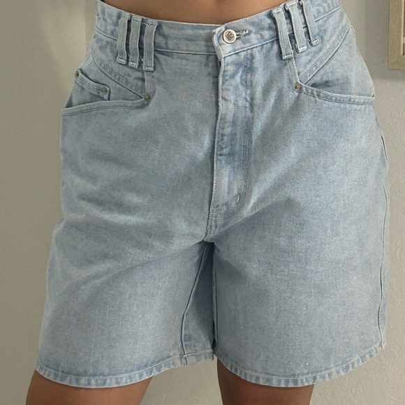Vintage Bill‎ Blass Shorts | Retro 80s High-Waisted Designer Shorts - Picture 1 of 15